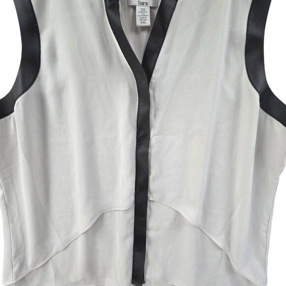 Bar III Women's Sleeveless Overlay Faux-Leather-Trim Top in white Size XXL - Picture 3 of 7
